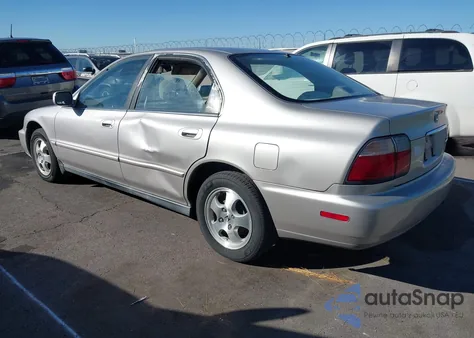 1997 Honda Accord Se from USA, damaged, VIN 1HGCD5604VA157944
